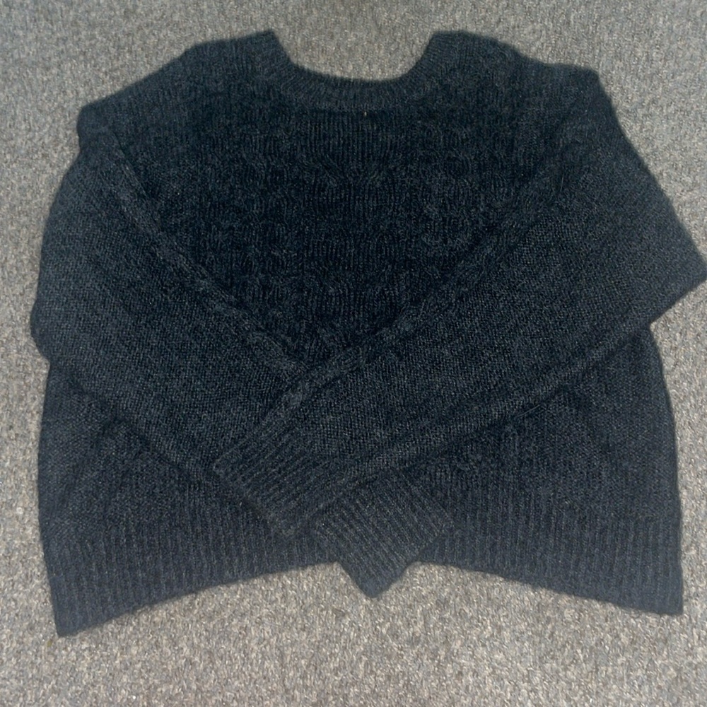 Black Old Navy Sweater